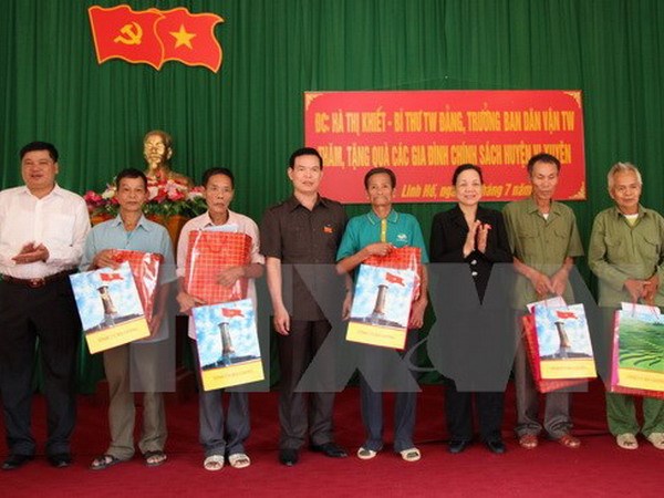 ການເຄື່ອນໄຫວສະເຫຼີມສະຫຼອງ68ປີແຫ່ງວັນທະຫານເສຍອົງຄະ, ນັກຮົບທີ່ເສຍສະຫຼະຊີວິດເພື່ອຊາດຢ່າງທ້ອງຖິ່ນຕ່າງໆ